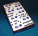 domino04.JPG (22256 bytes)